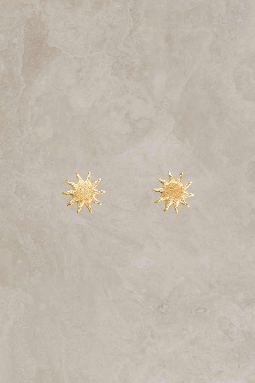 Cala Stud Earrings